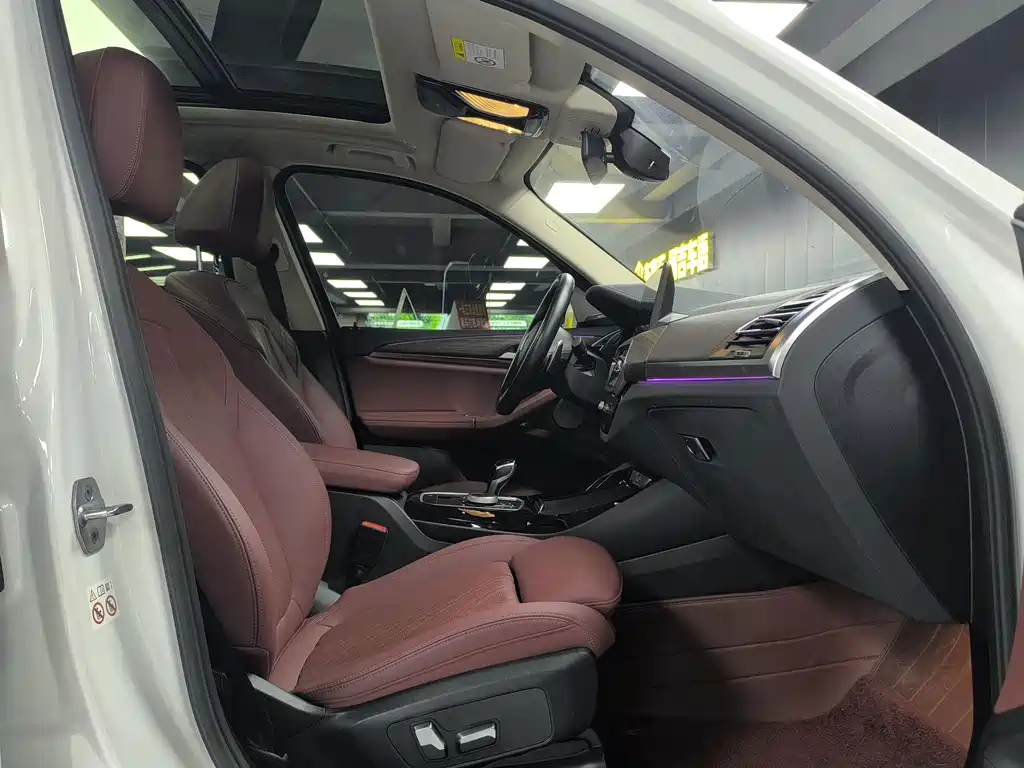BMW X3 — миниатюра 11
