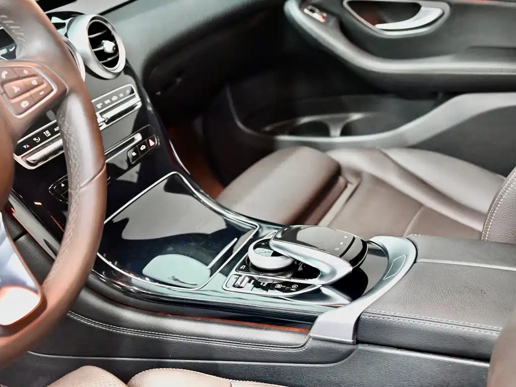 Mercedes-Benz GLC — миниатюра 17