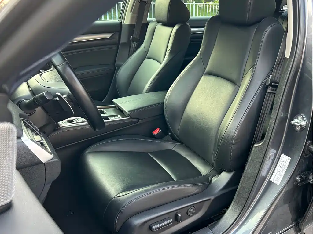 Honda Accord — миниатюра 9