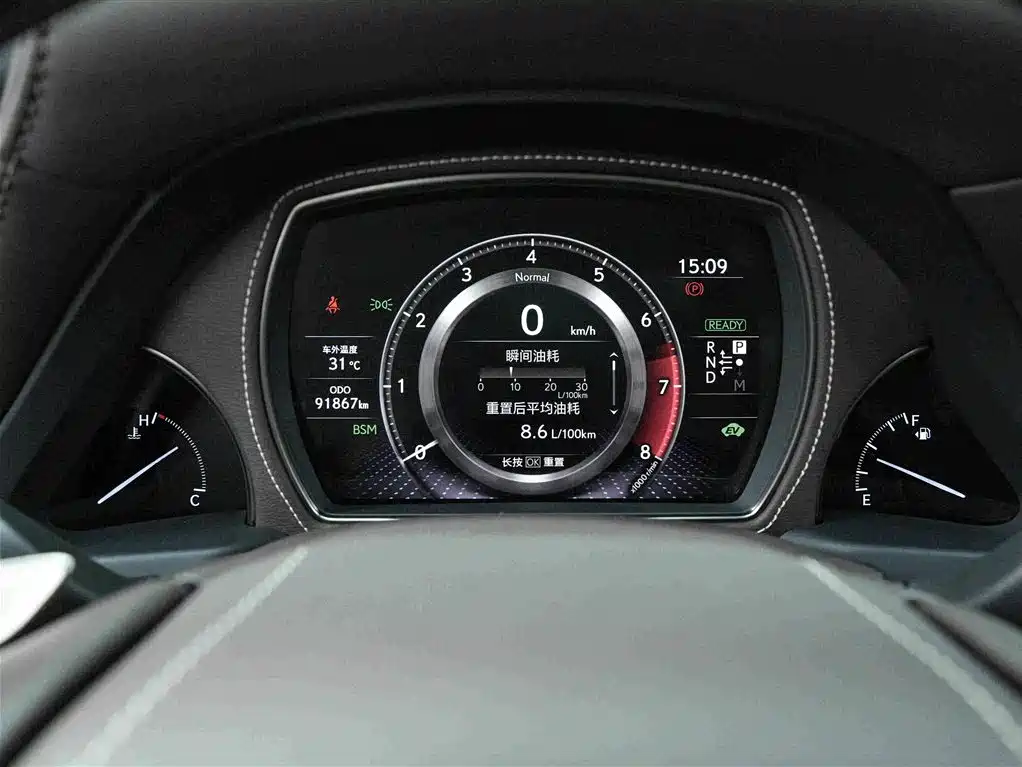 Lexus LS — миниатюра 8
