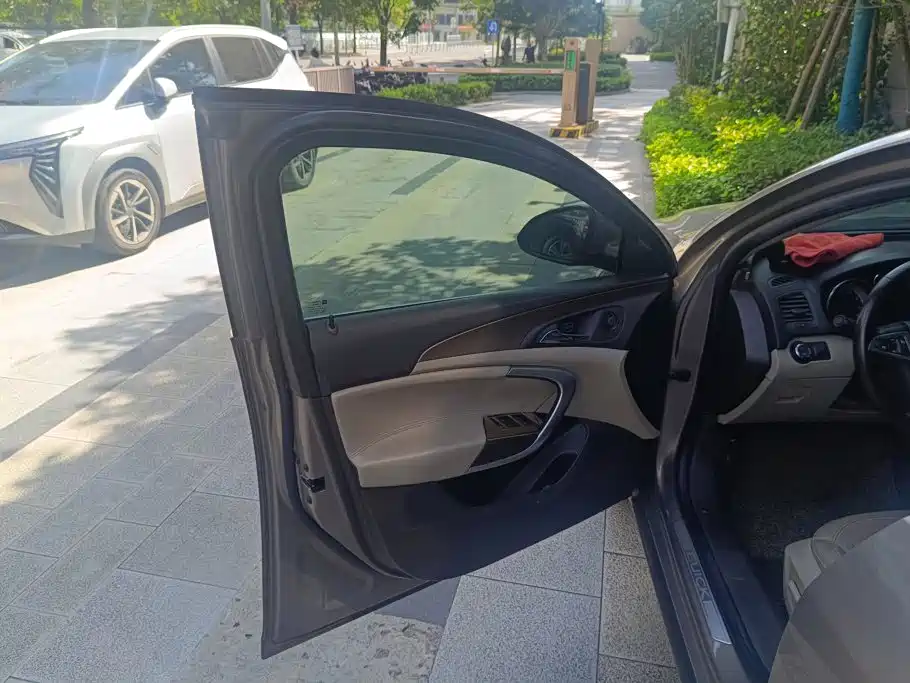 Buick Regal — миниатюра 7