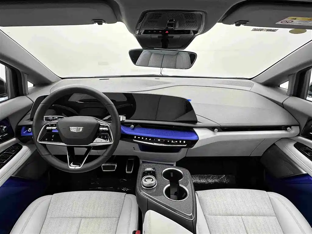 Cadillac IQ — миниатюра 14