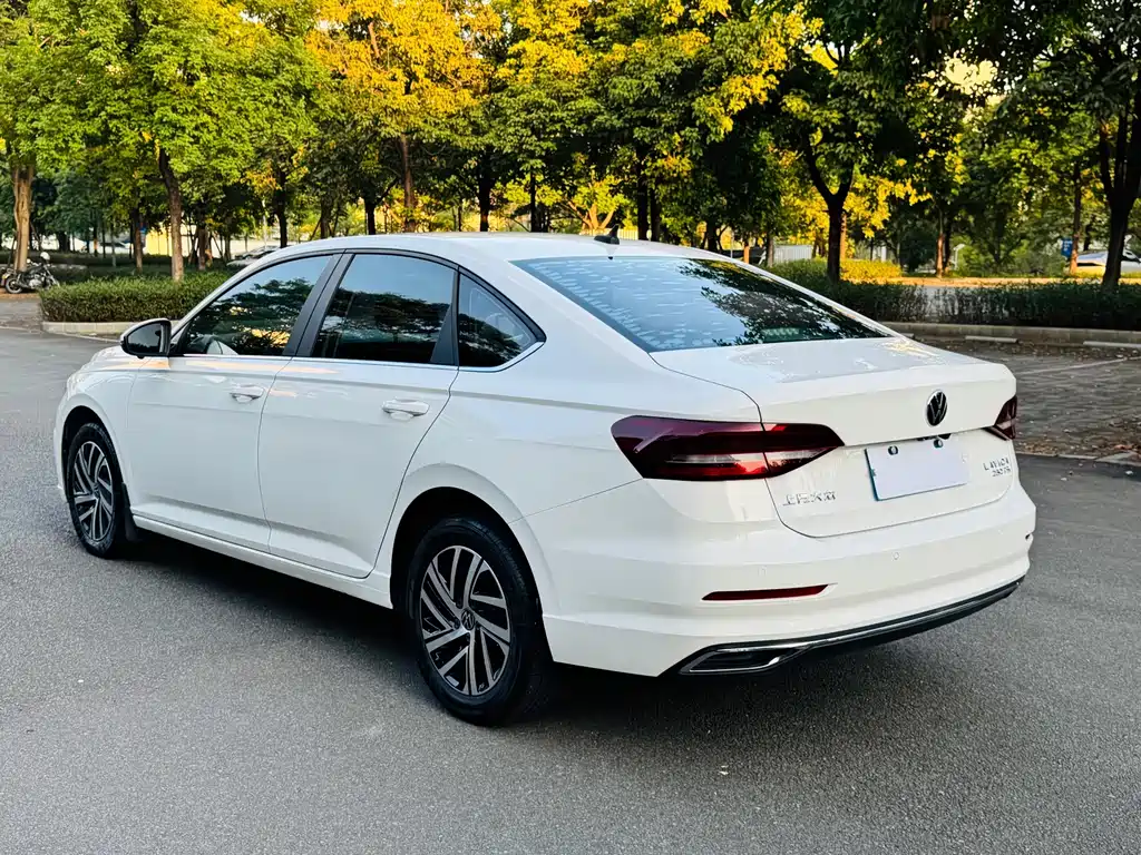 Volkswagen Lavida — миниатюра 7
