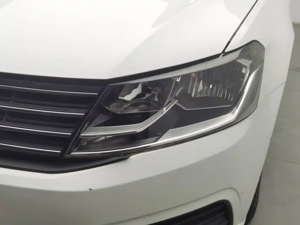 Volkswagen Lavida — миниатюра 7