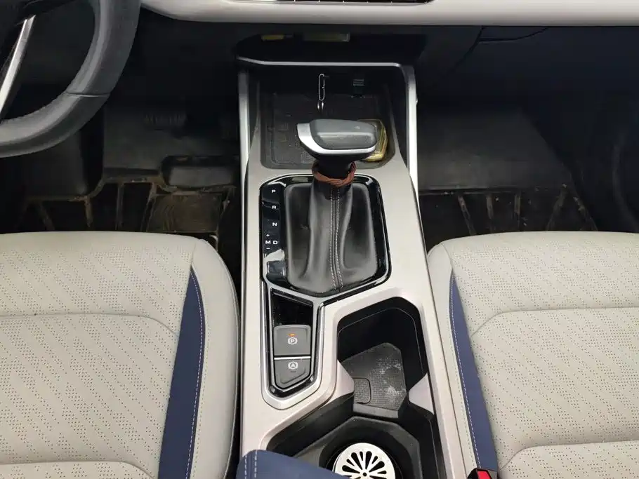 Geely Emgrand — миниатюра 16