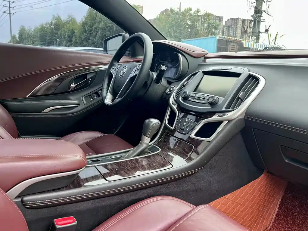 Buick LaCrosse — миниатюра 16