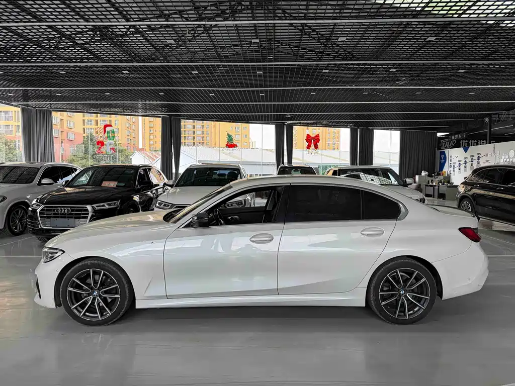 BMW 3 Series — миниатюра 10