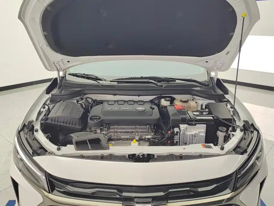 Chevrolet Monza — миниатюра 10
