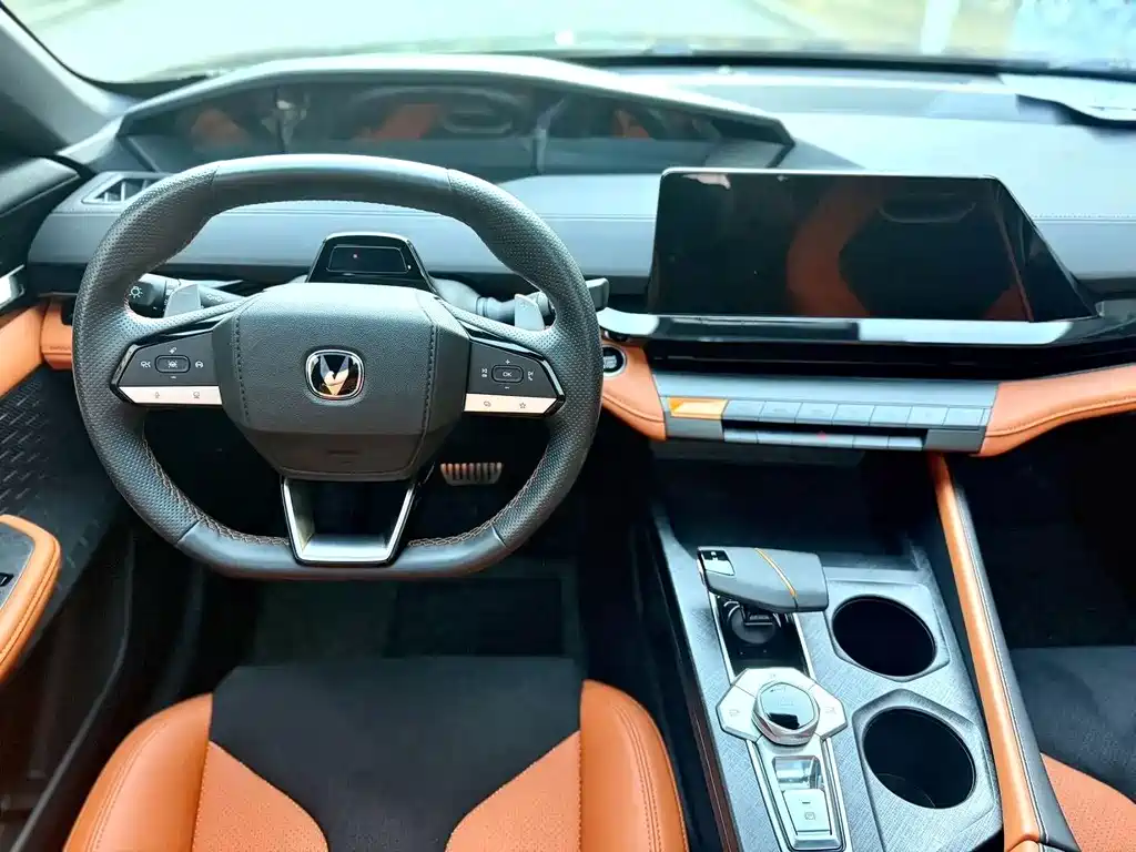Changan UNI-V — миниатюра 5