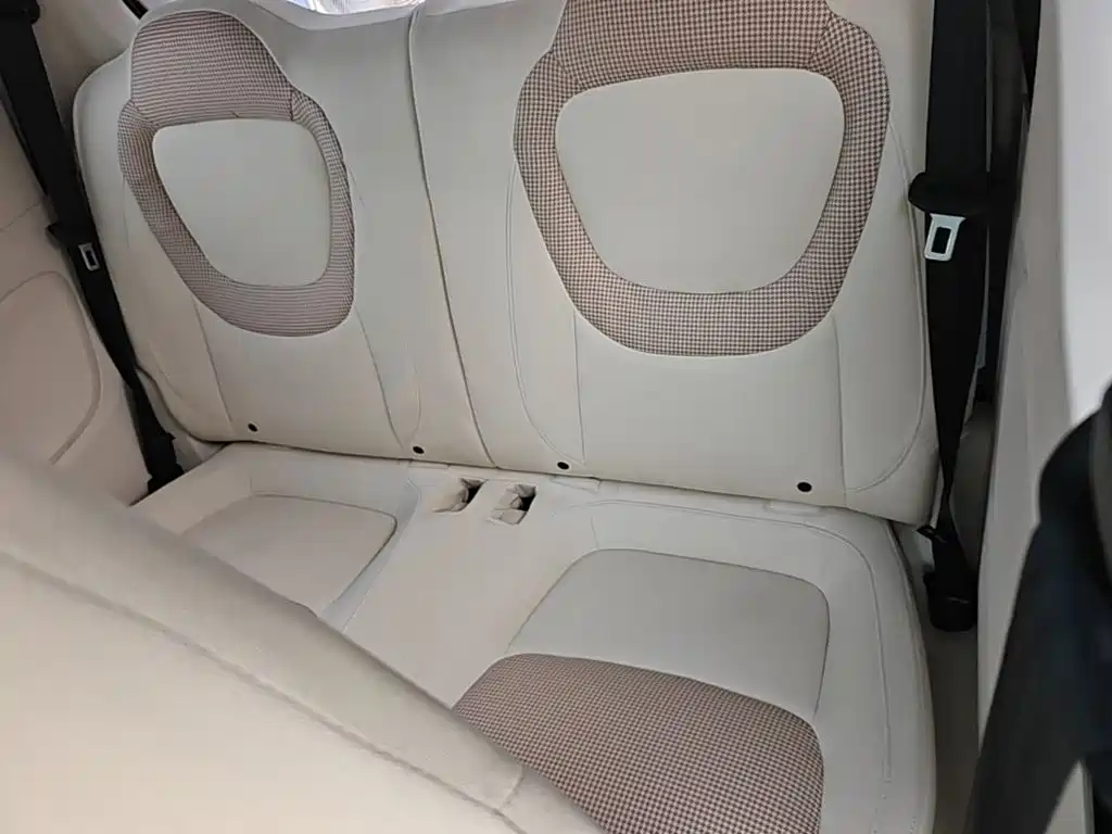 Wuling MINIEV — миниатюра 17