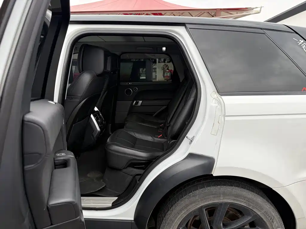 Land Rover Sport — миниатюра 9