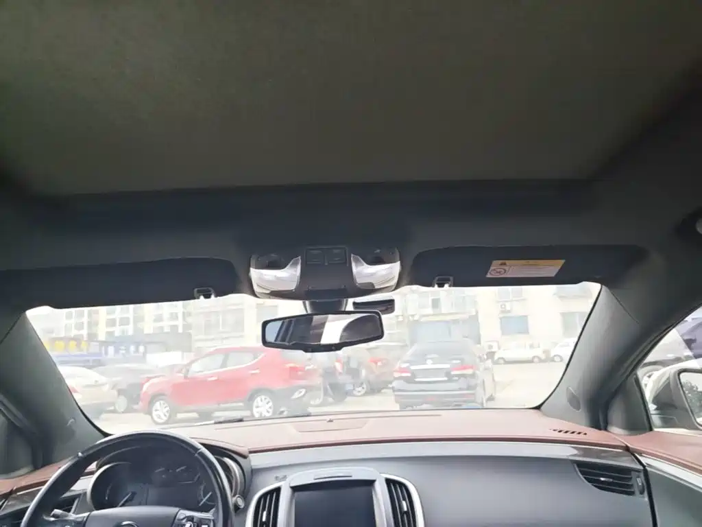 Buick LaCrosse — миниатюра 18