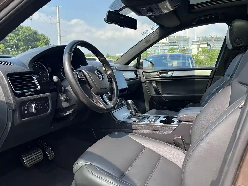 Volkswagen Touareg 2011 3.0TSI