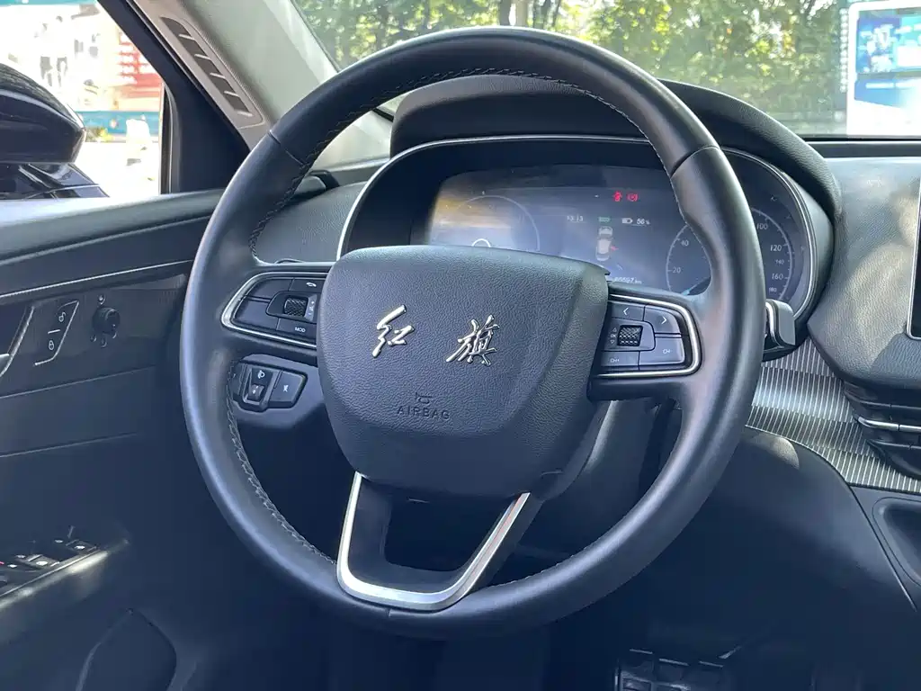 Hongqi Hongqi E-QM5 — миниатюра 14