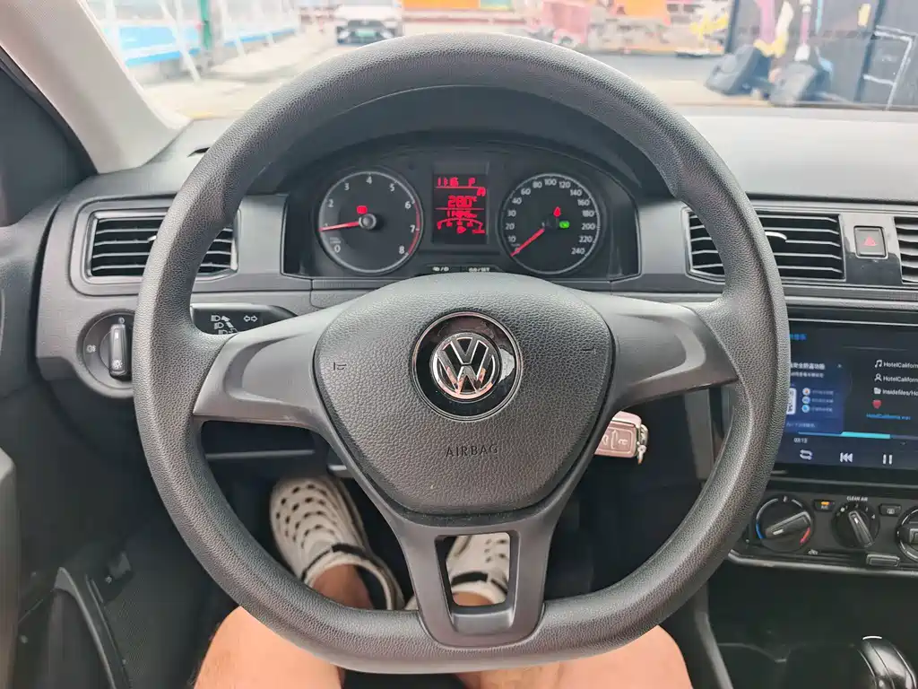 Volkswagen Santana — миниатюра 13