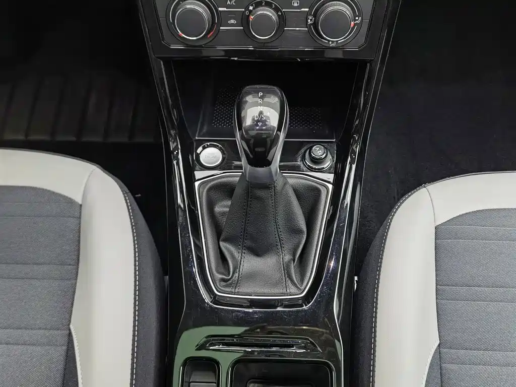 Volkswagen Tharu — миниатюра 13