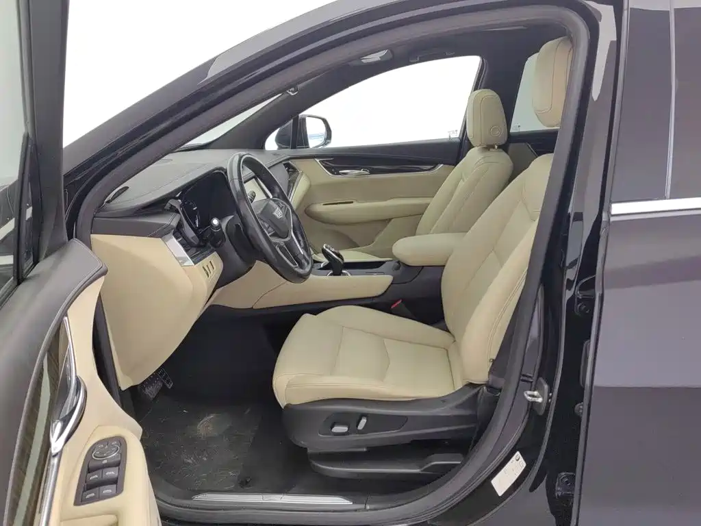 Cadillac XT5 — миниатюра 10