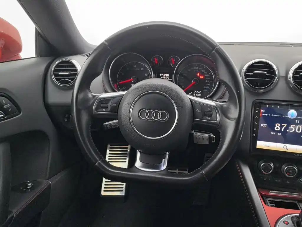 Audi TT — миниатюра 11