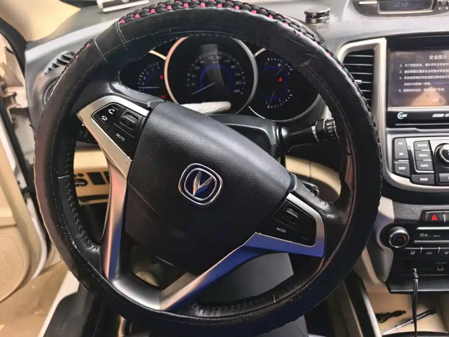 Changan Eado — миниатюра 15