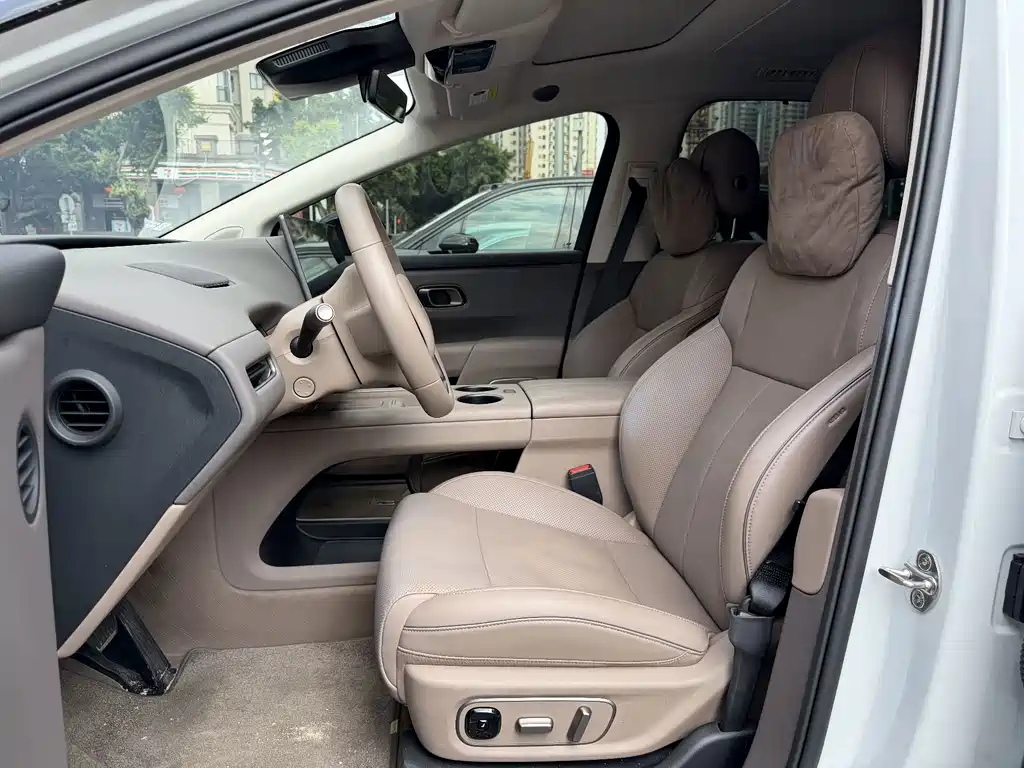 Li Auto Li i8 — миниатюра 8