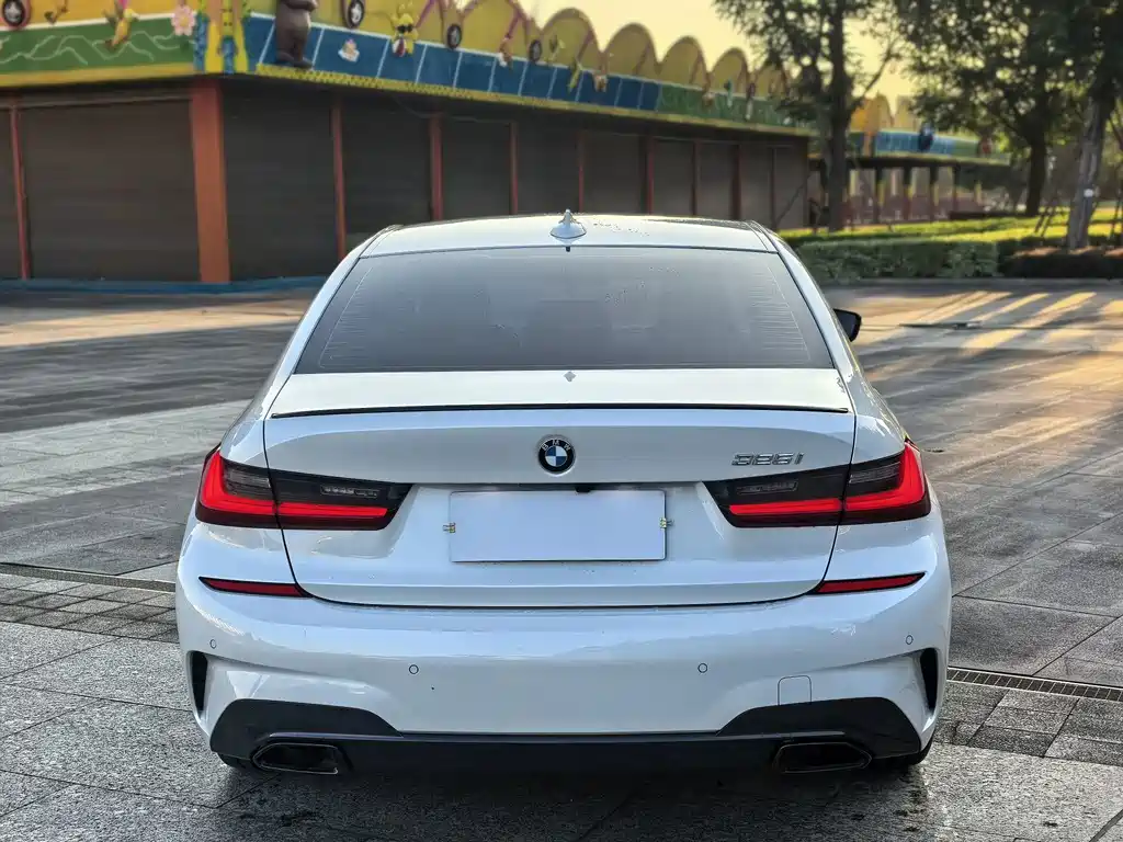 BMW 3 Series — миниатюра 5