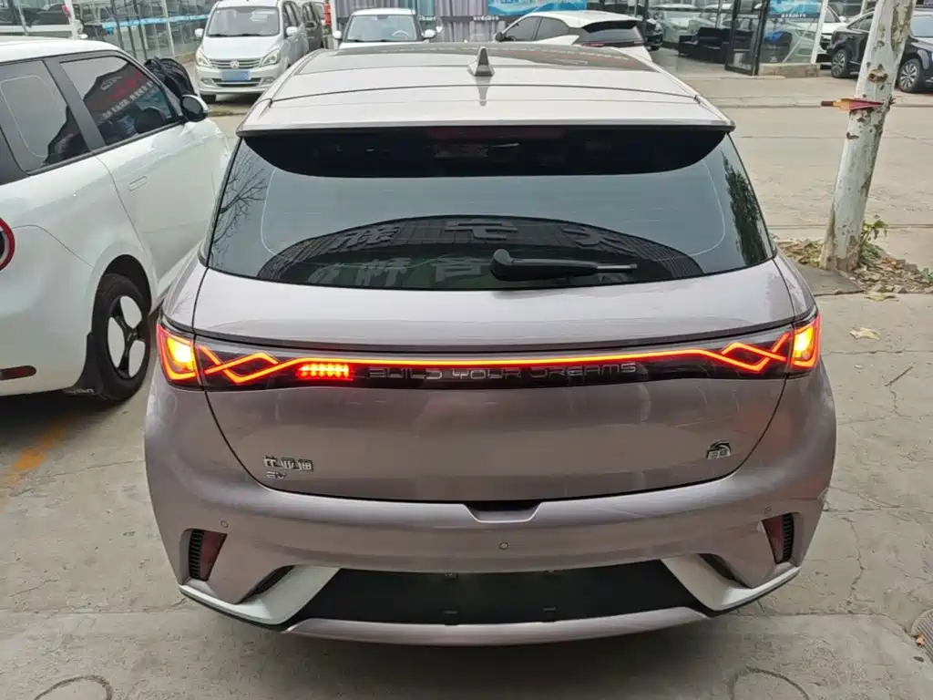 BYD Dolphin — миниатюра 6