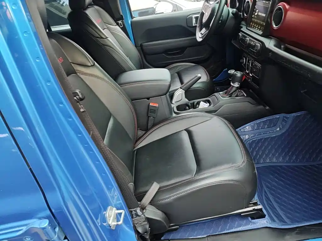 Jeep Wrangler — миниатюра 25