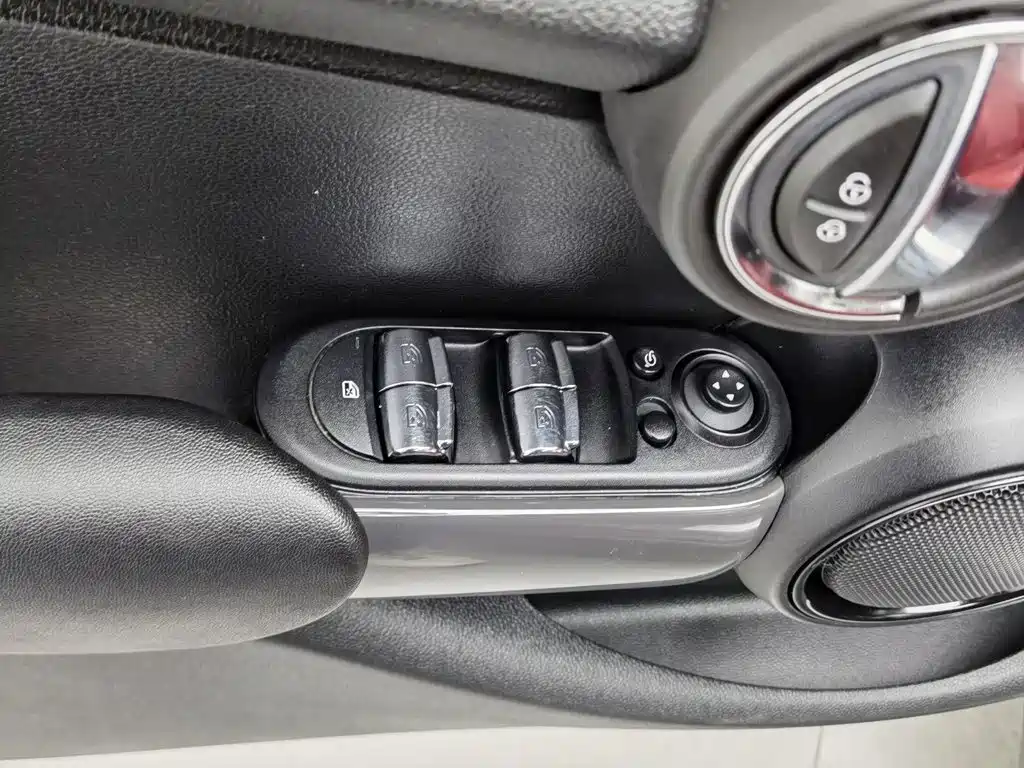 MINI Mini — миниатюра 9