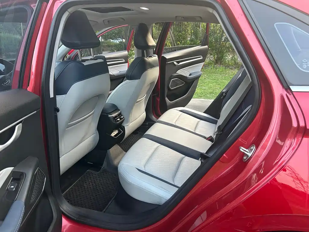 Geely Emgrand — миниатюра 4