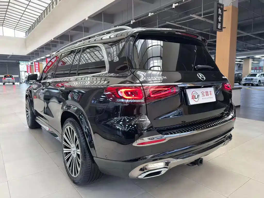 Mercedes-Benz GLS — миниатюра 16