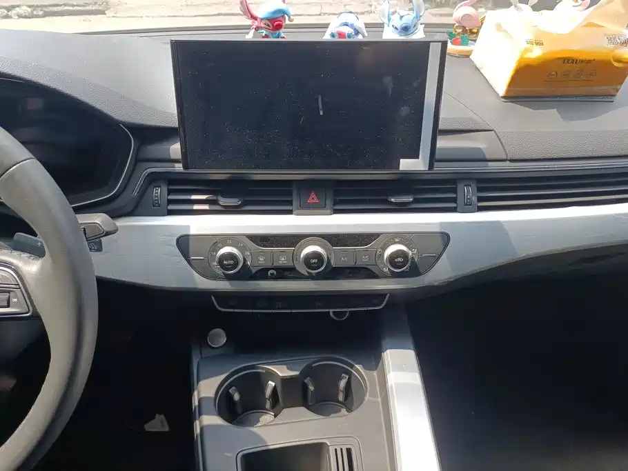 Audi A4L — миниатюра 13