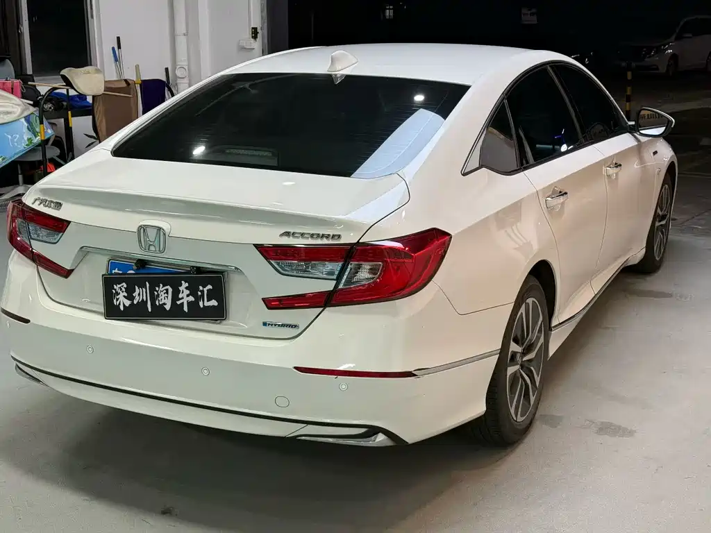 Honda Accord — миниатюра 6
