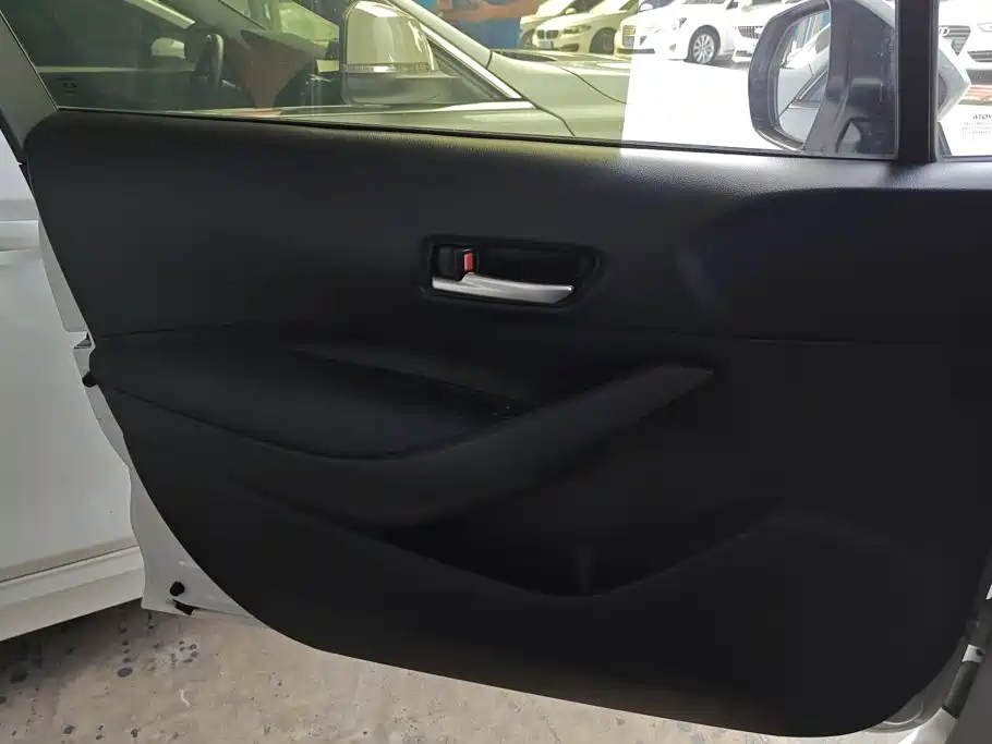 Toyota Corolla — миниатюра 7