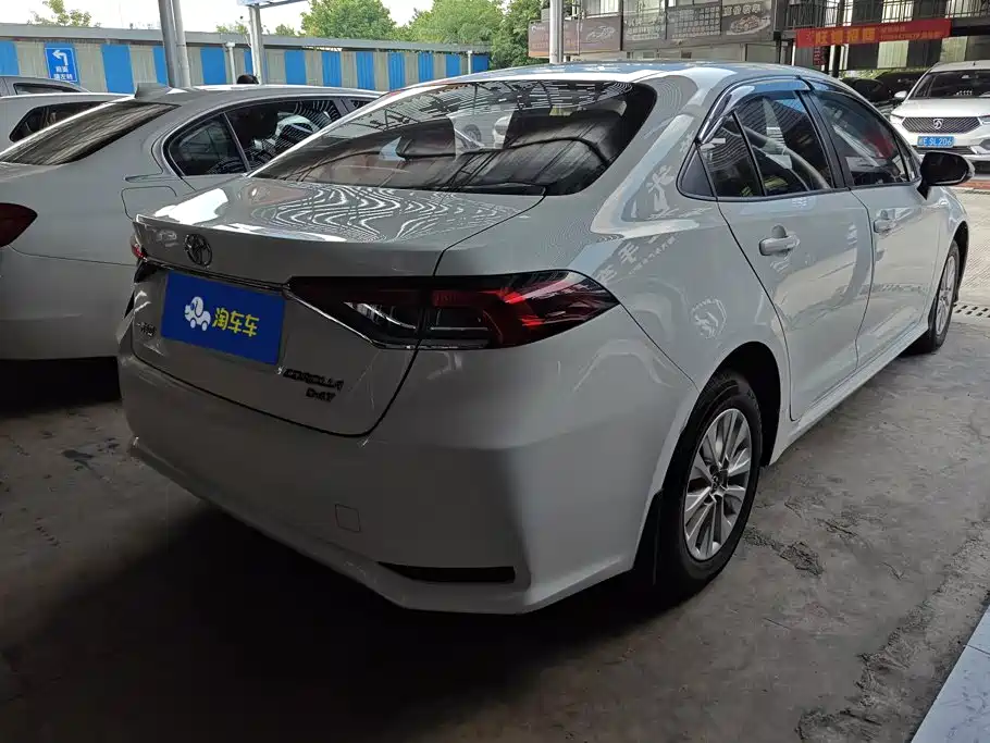Toyota Corolla — миниатюра 3