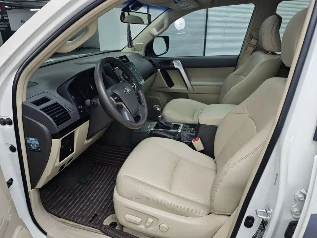 Toyota Prado (Import) — миниатюра 7