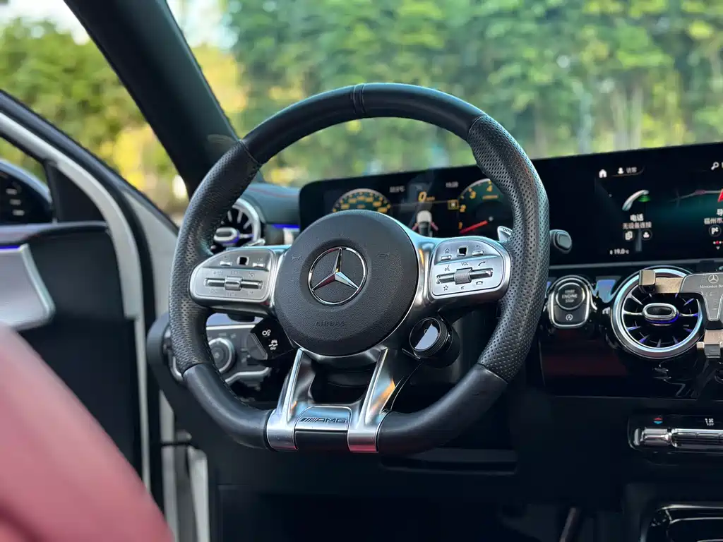 MERCEDES-BENZ A CLASS AMG