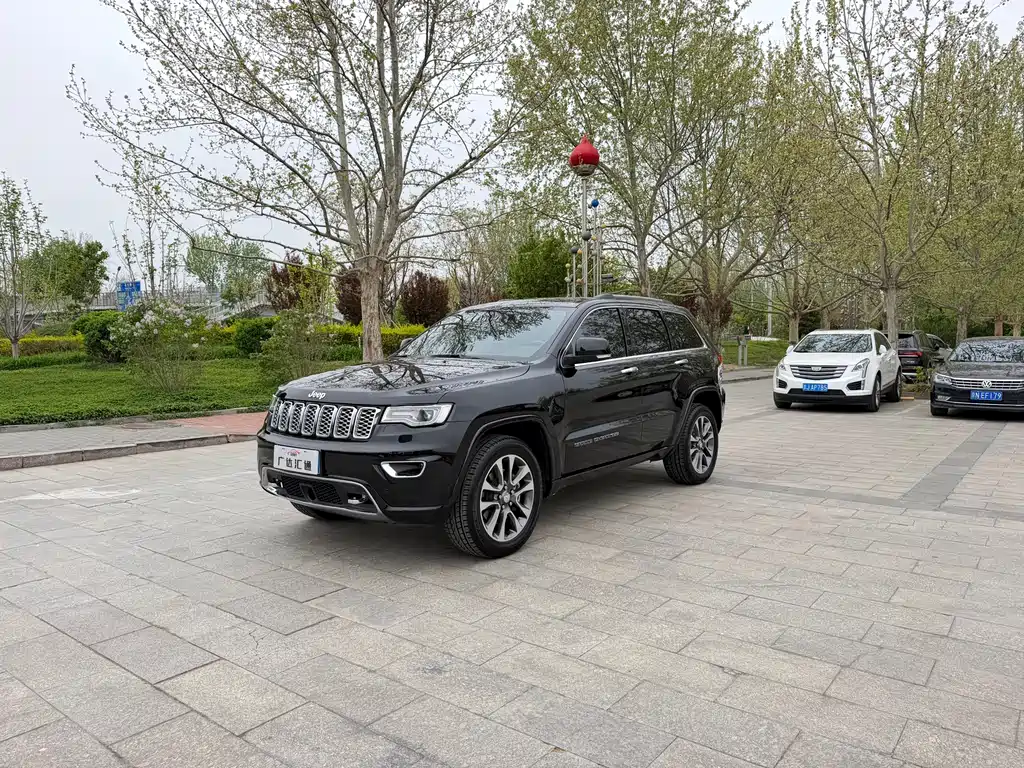 Jeep Grand Cherokee (Import) 2019