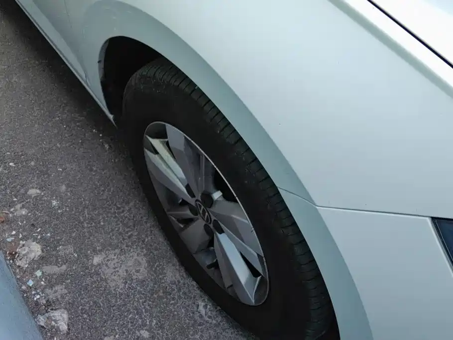 Volkswagen Polo — миниатюра 6