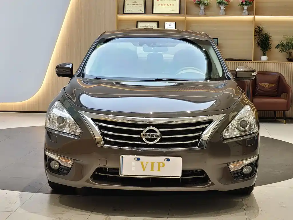 NISSAN TEANA