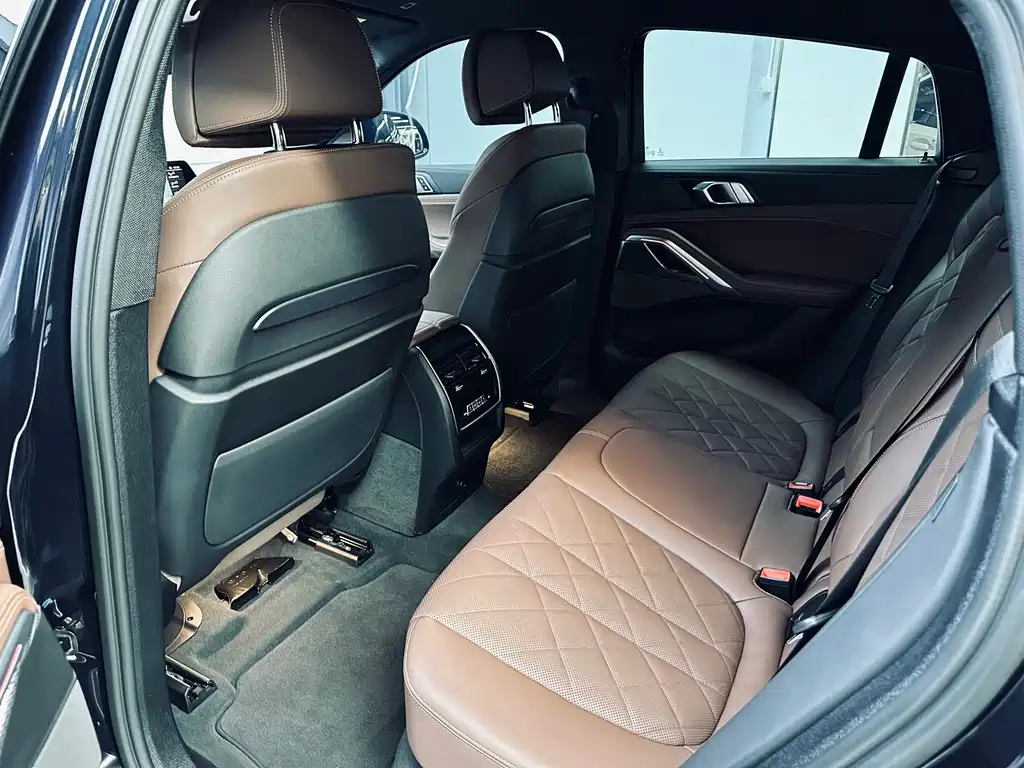 BMW X6 — миниатюра 11