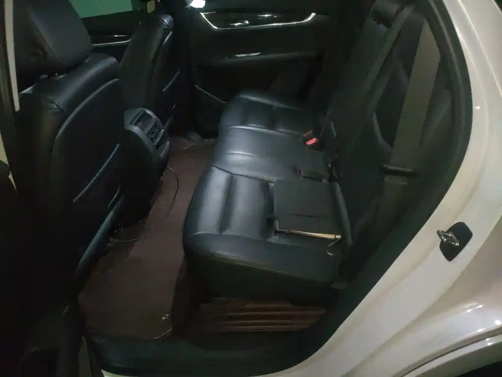 Cadillac XT5 — миниатюра 15