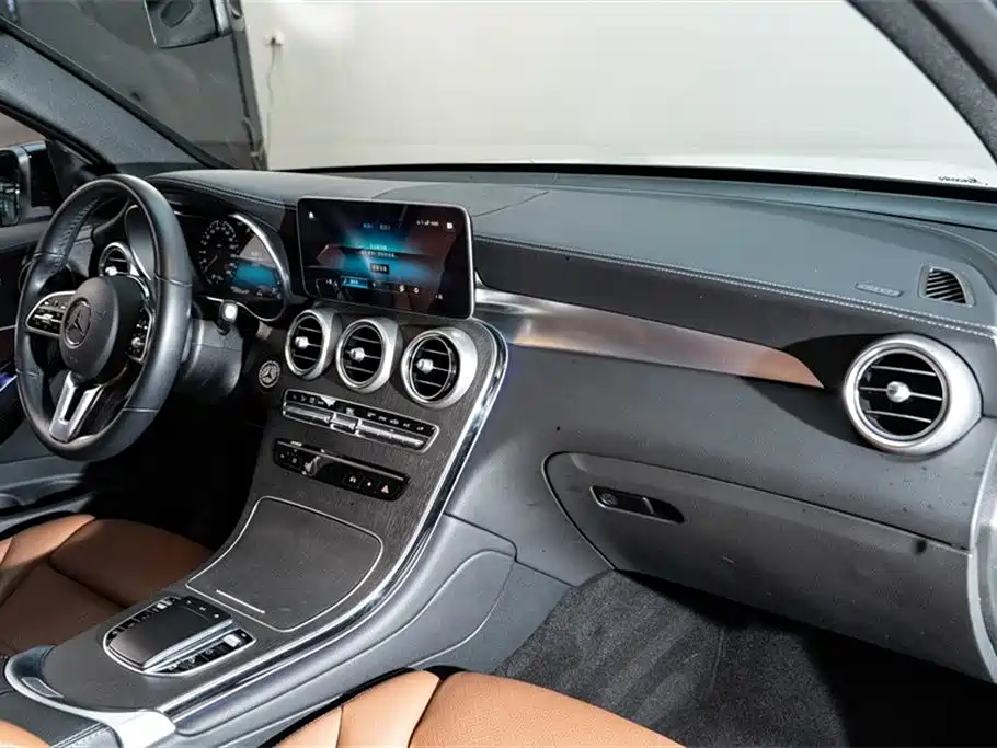 MERCEDES-BENZ GLC COUPE