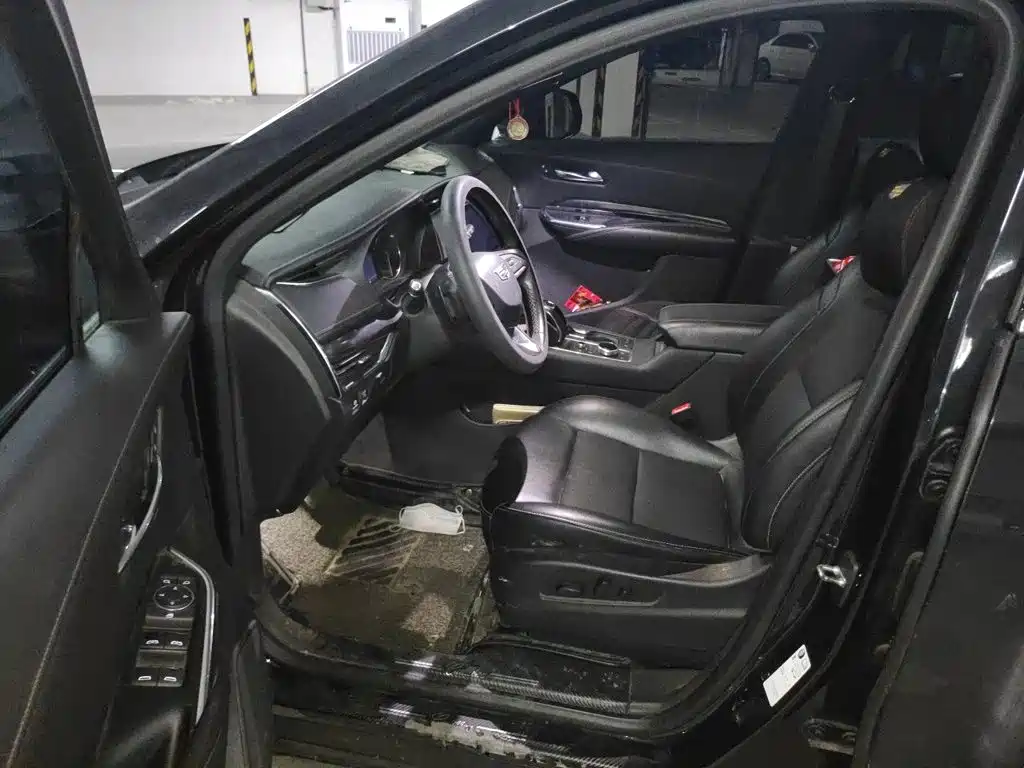 Cadillac XT4 — миниатюра 14