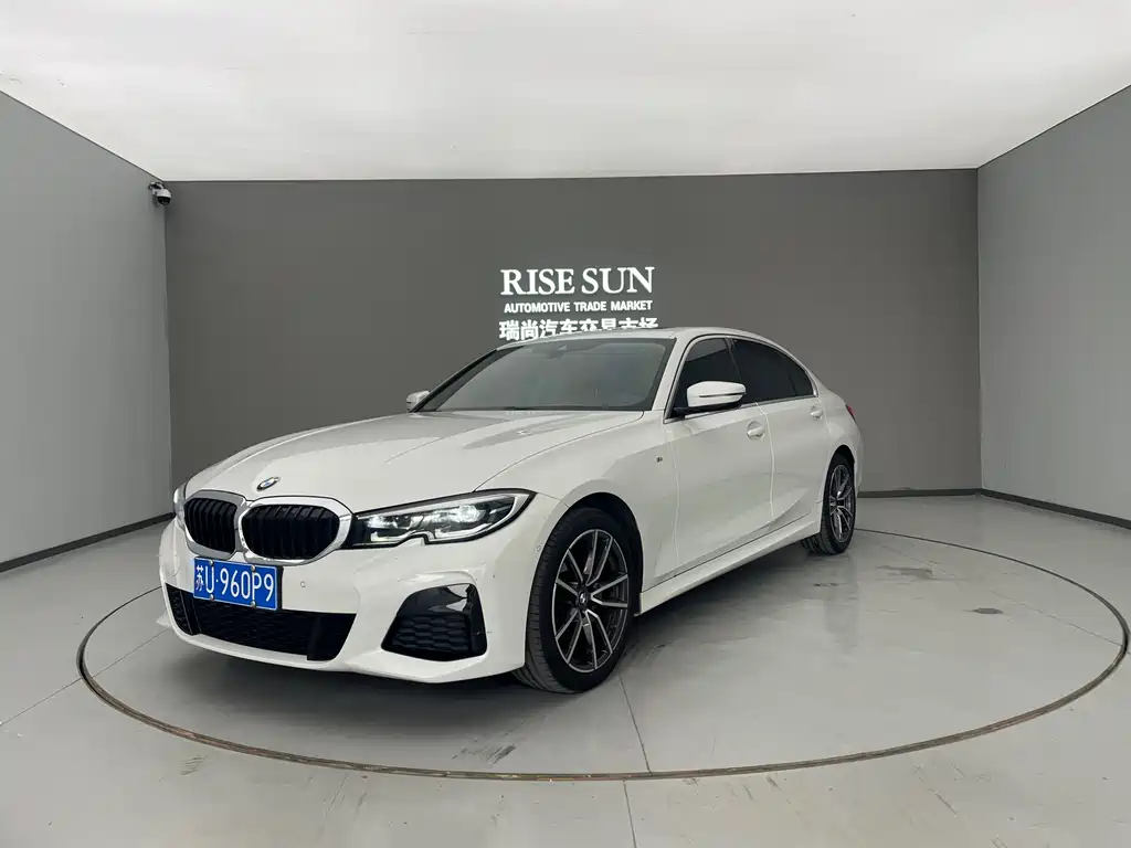 BMW 3 Series 2021