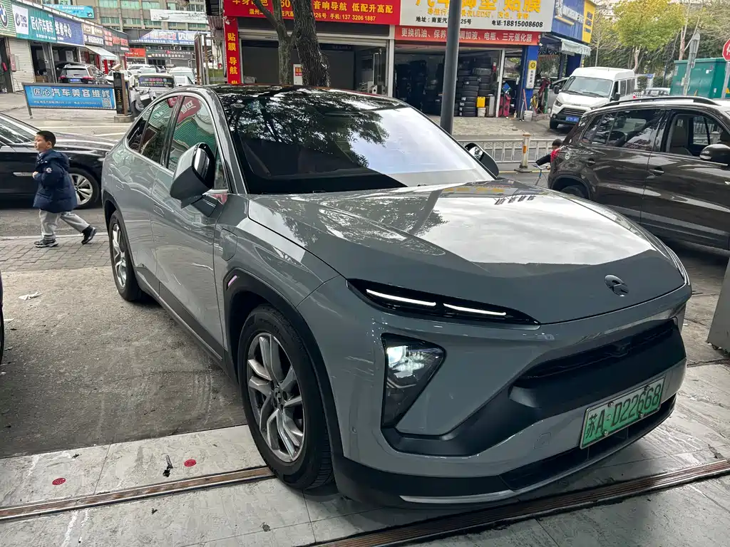 NIO NIO EC6