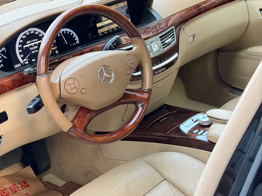 Mercedes-Benz S-Class S 2010 S 400 L HYBRID