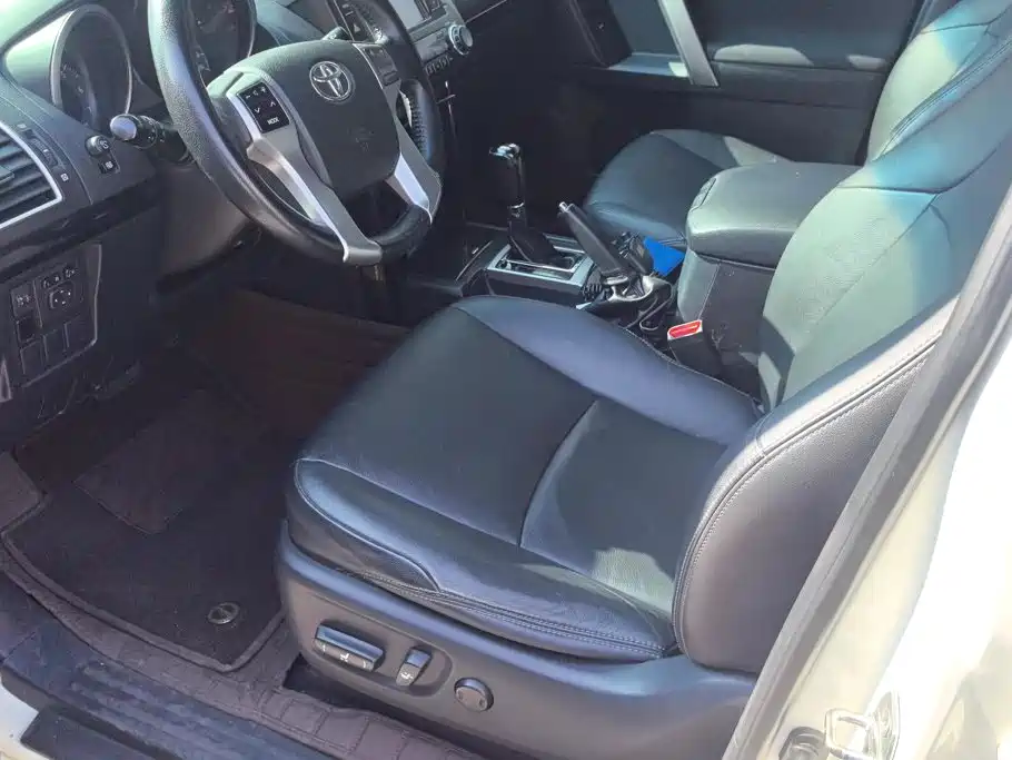 Toyota Prado — миниатюра 9