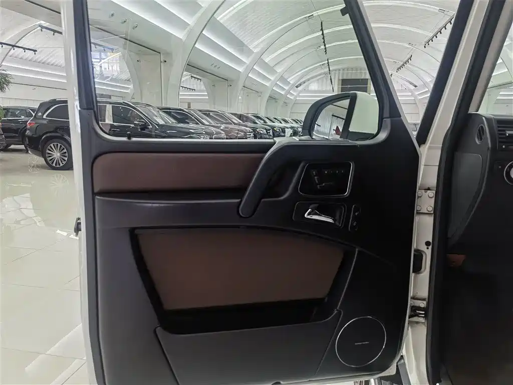 MERCEDES-BENZ G CLASS