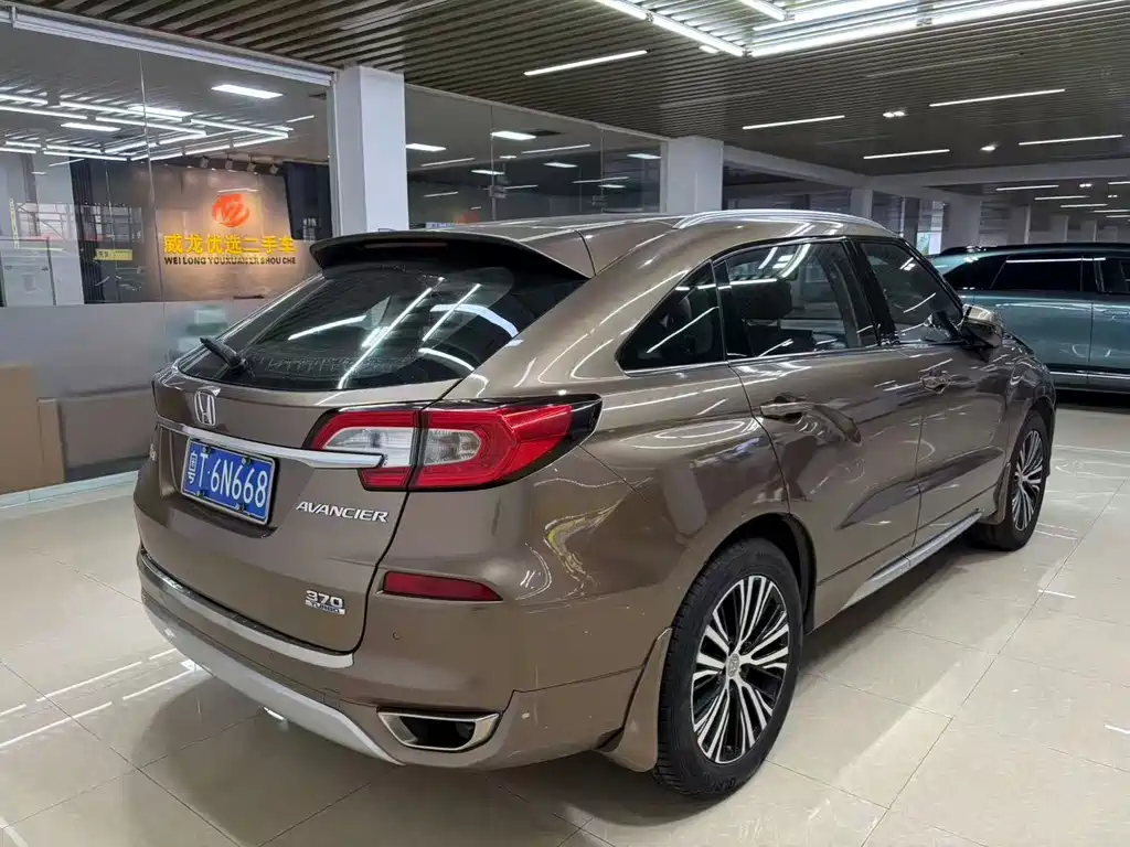 Honda Avancier — миниатюра 8