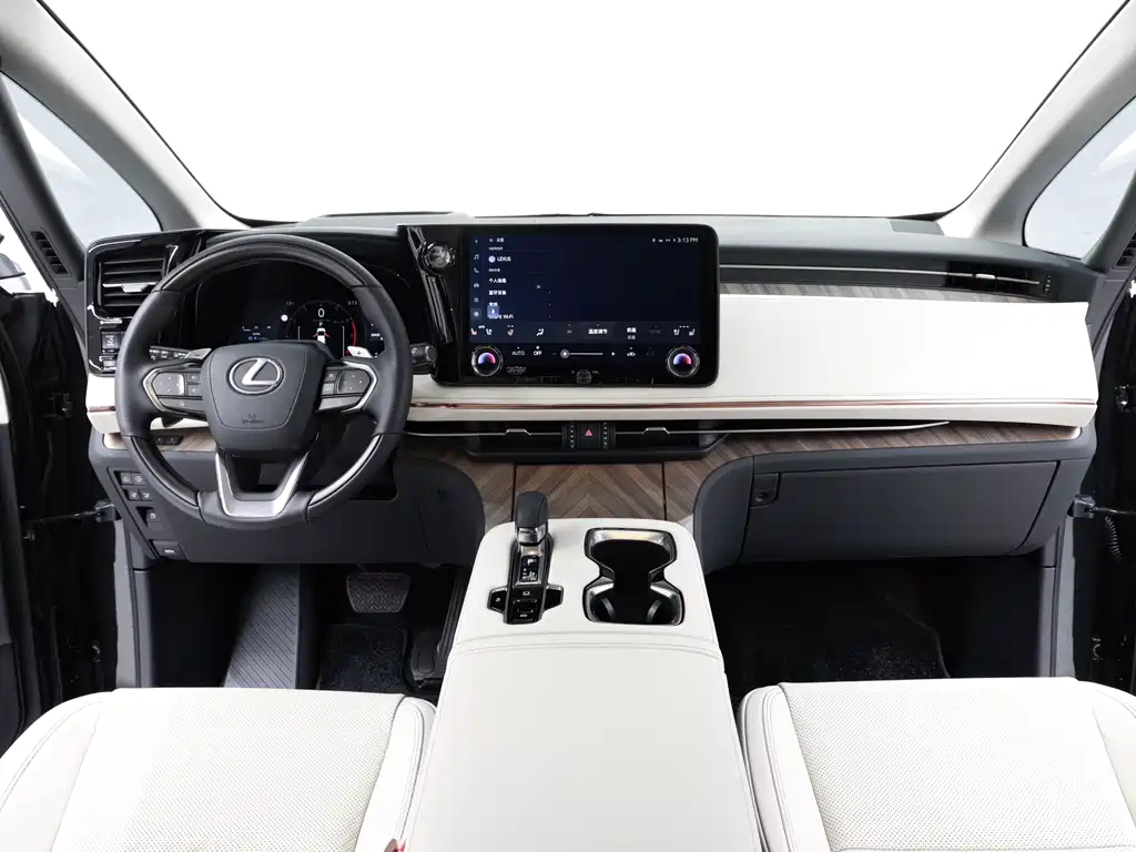 Lexus LM 2023 500h мест